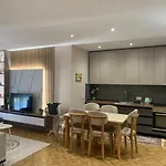 Apartment Magnifique Tirana
