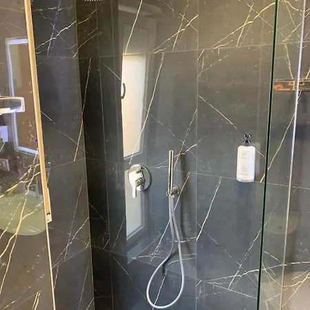 아파트 Magnifique 티라나