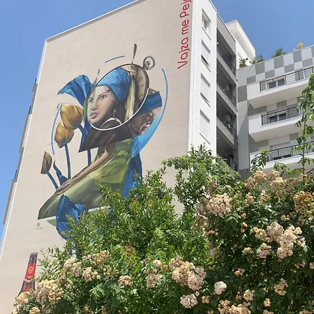 Magnifique * 티라나