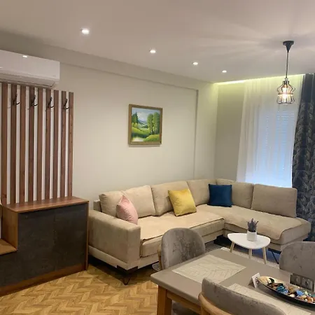 Magnifique Apartamento Tirana