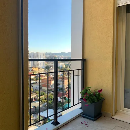 Magnifique Apartamento Tirana