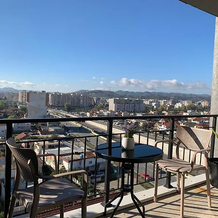 Magnifique * Tirana
