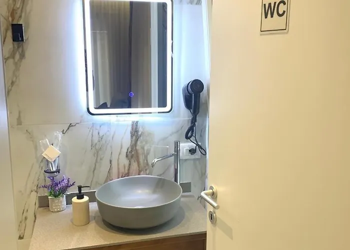 Magnifique Apartment Tirana